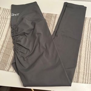 ECHT scrunch butt legging gray (S)